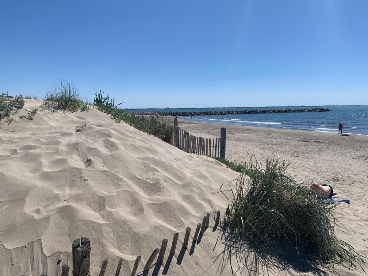 La Mer Et La Plage Au Bout Du Parc Appartement 4 Couchages Avec Jardin La Grande-Motte Eksteriør bilde